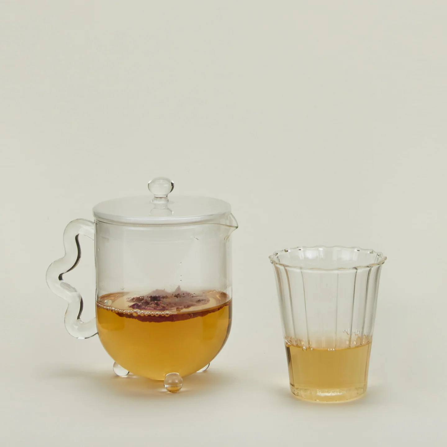 Bloom Teapot - Image 2