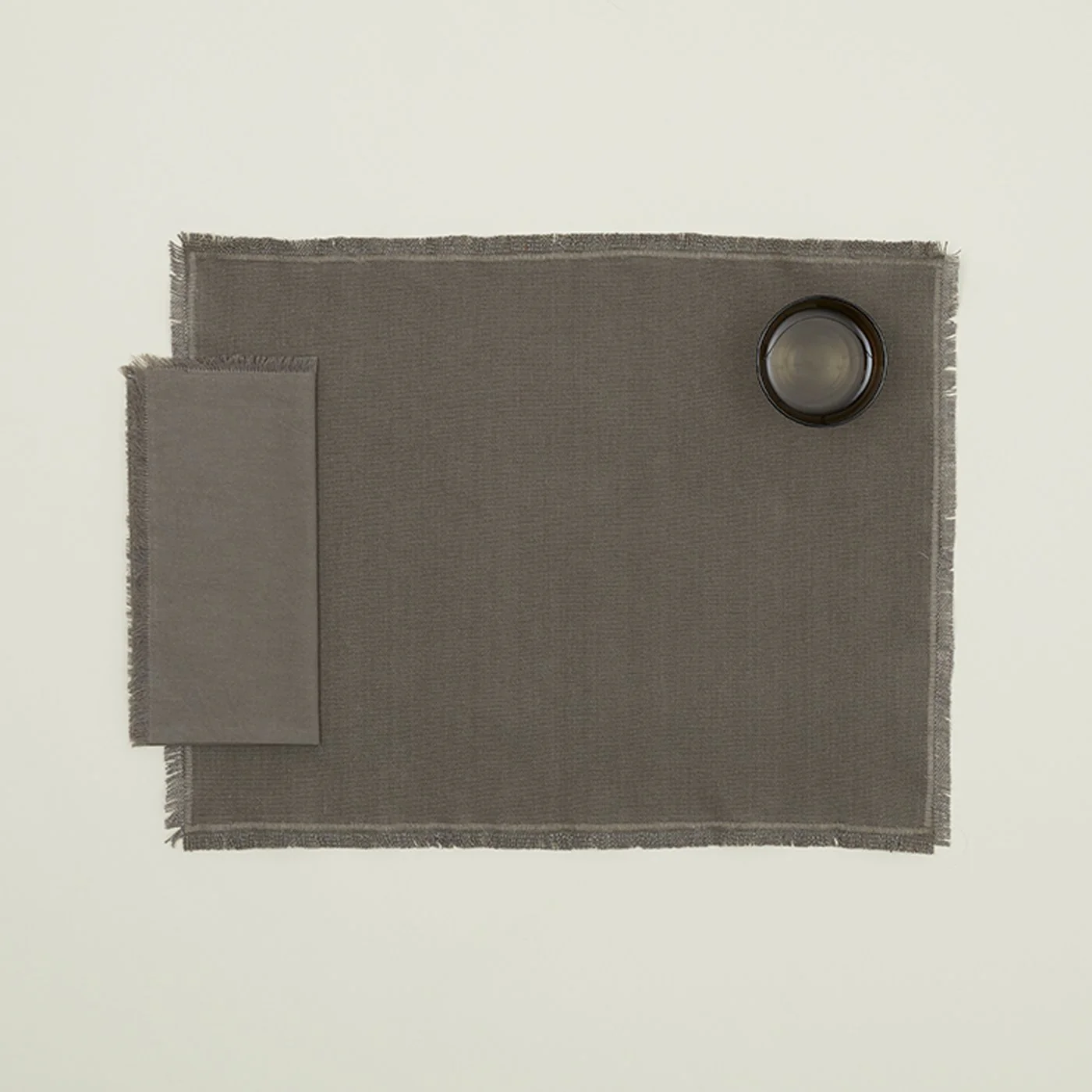 Essential Dinner Napkin, Set of 4 - Dark Grey - Image 2