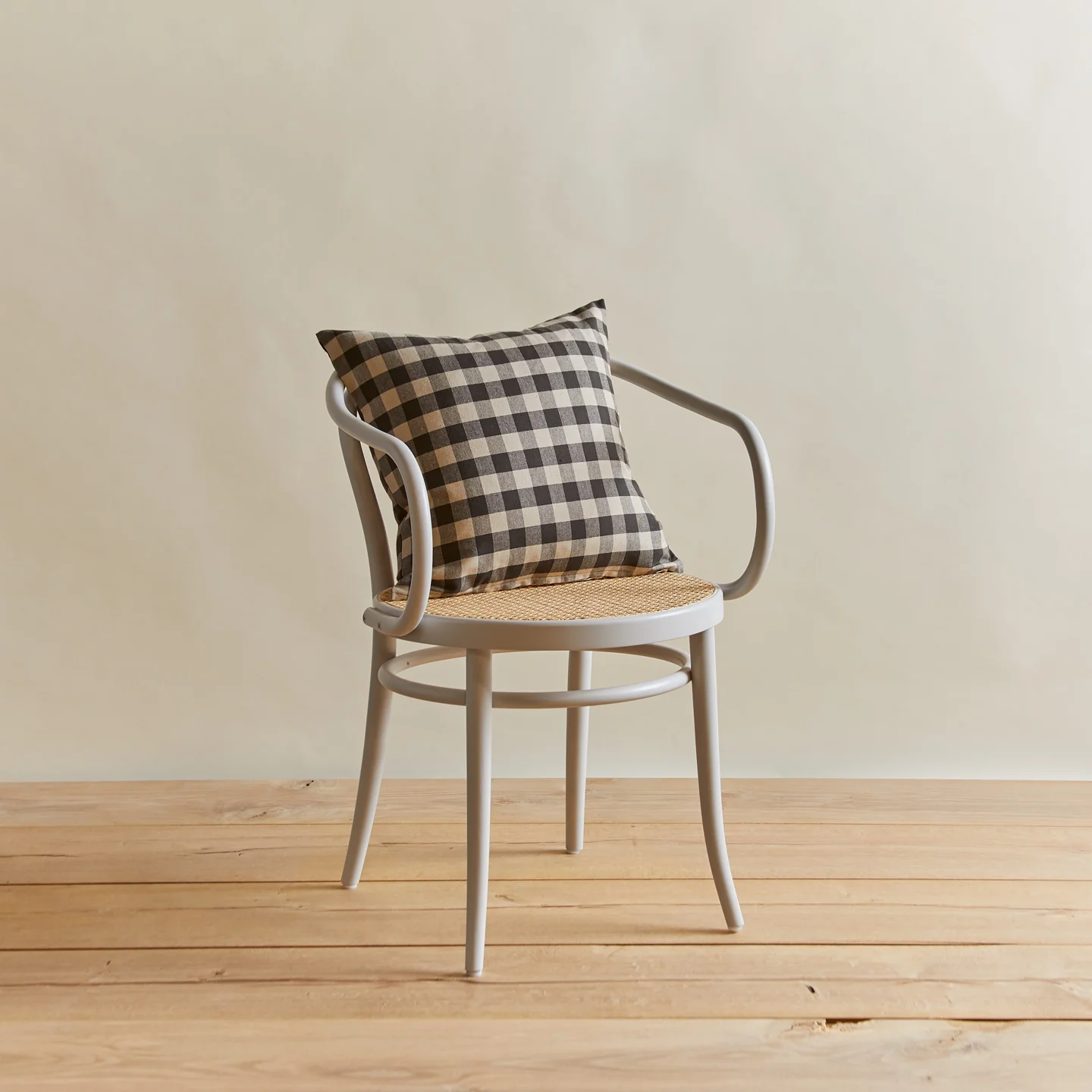 Essential Gingham 18x18 Pillow - Light Grey/Black - Image 5