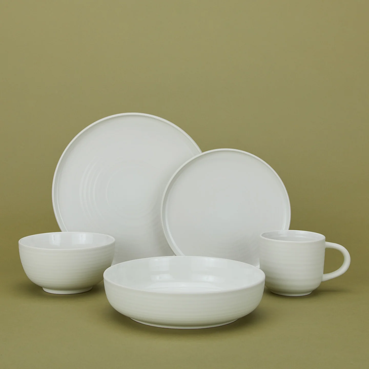 Essential Salad Plate, Set of 4 - Bone - Image 5