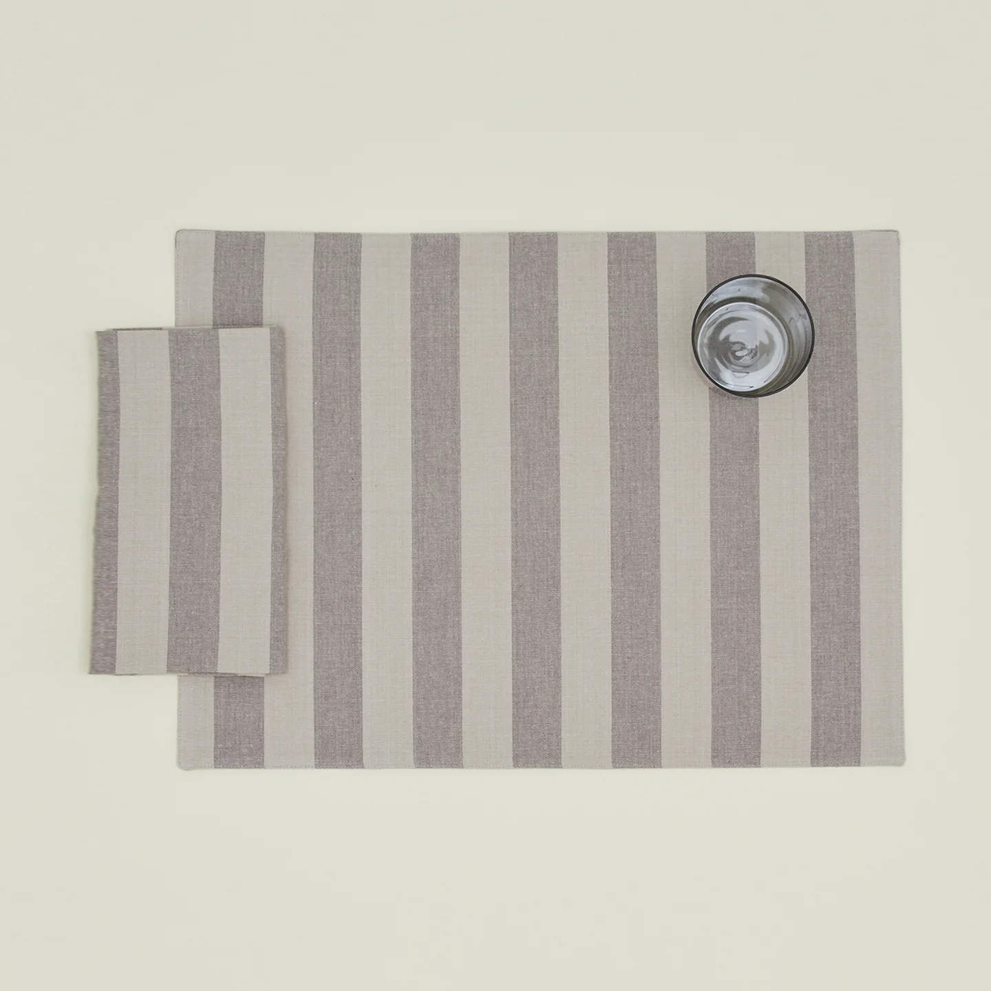 Essential Striped Dinner Napkin, Set of 4 - Light Grey/Dark Grey - Image 2