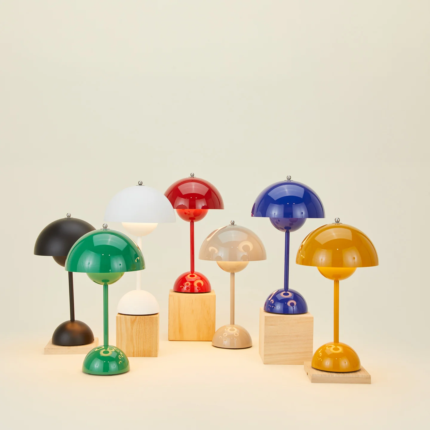 Flowerpot Portable Lamp - Signal Green - Image 4