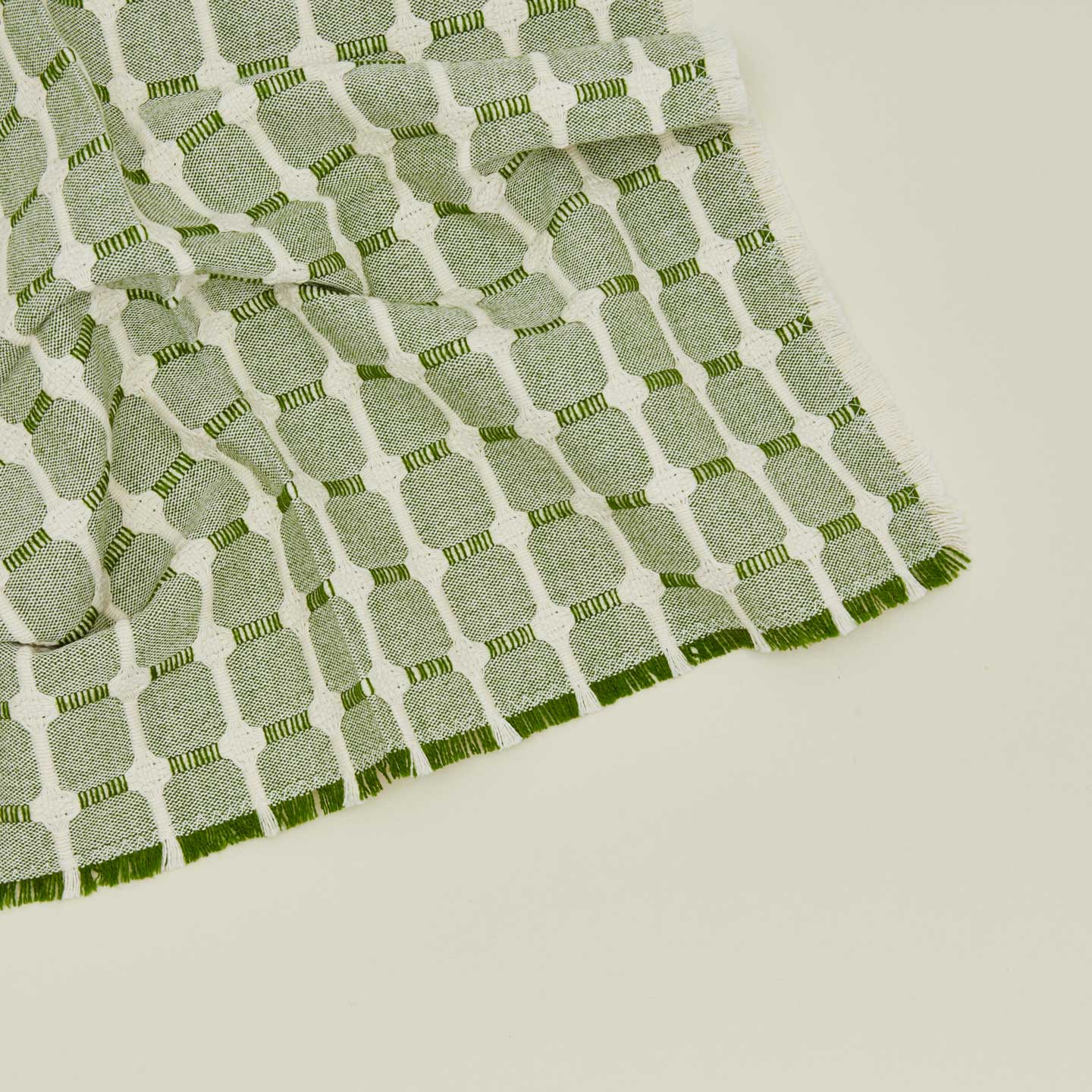 Hopsack Fringed Napkin, Set of 4 - Leaf - Image 3