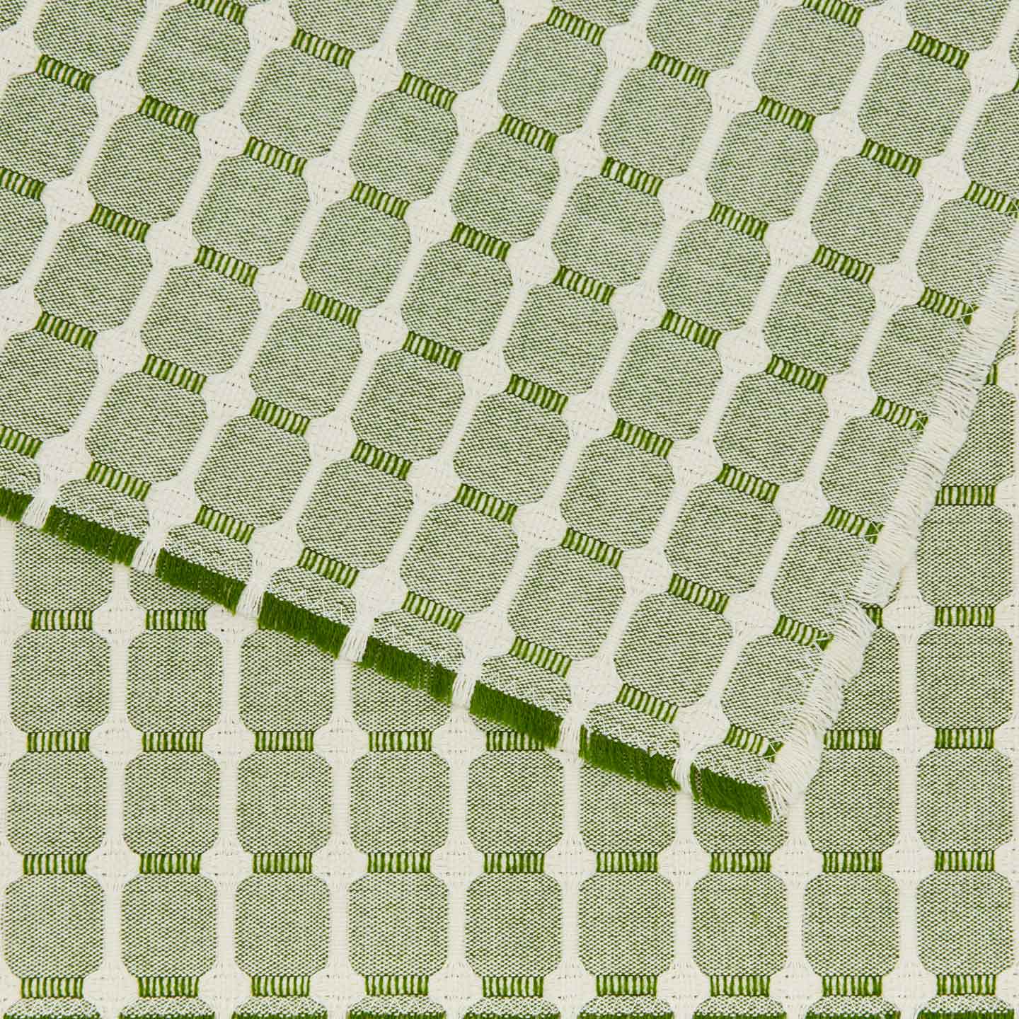 Hopsack Fringed Placemat, Set of 4 - Leaf - Image 4