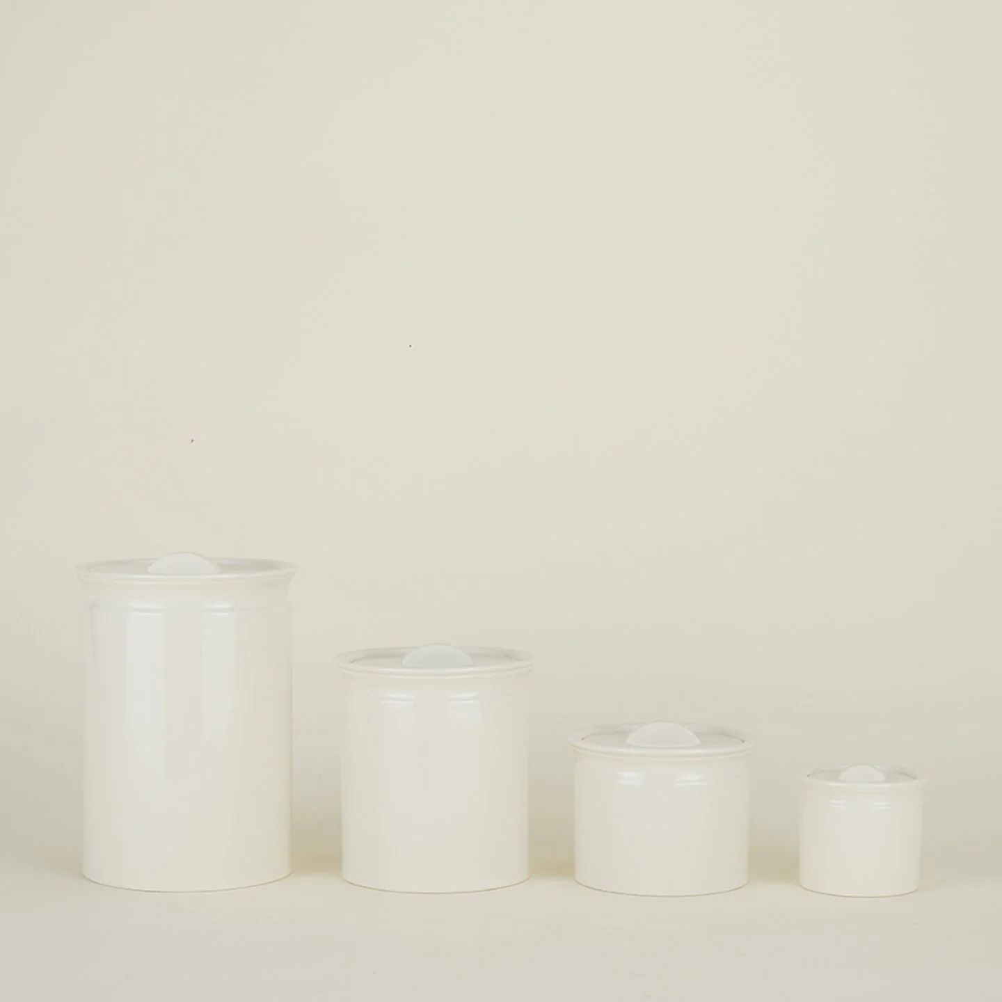 Larder Crock - Ivory