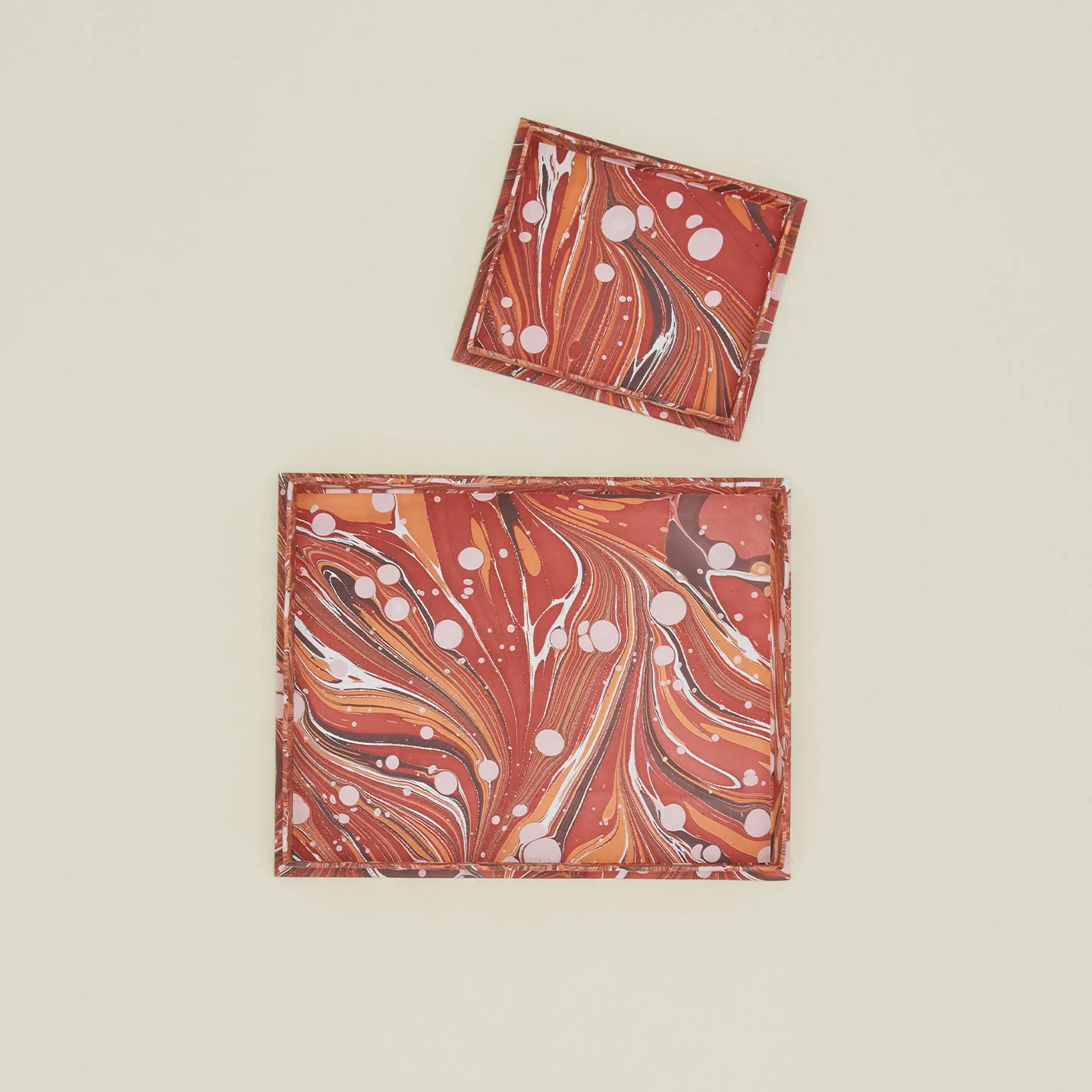 Marbleized Scalloped Tray, Set of 2 - Red Marble - Image 2