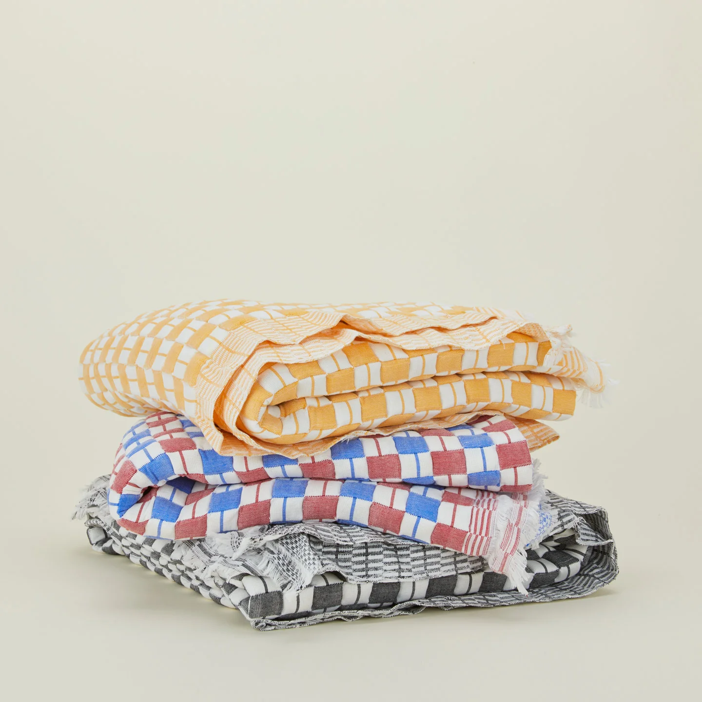 Quilted Checkered Throw - Black/White Checkered - Image 4