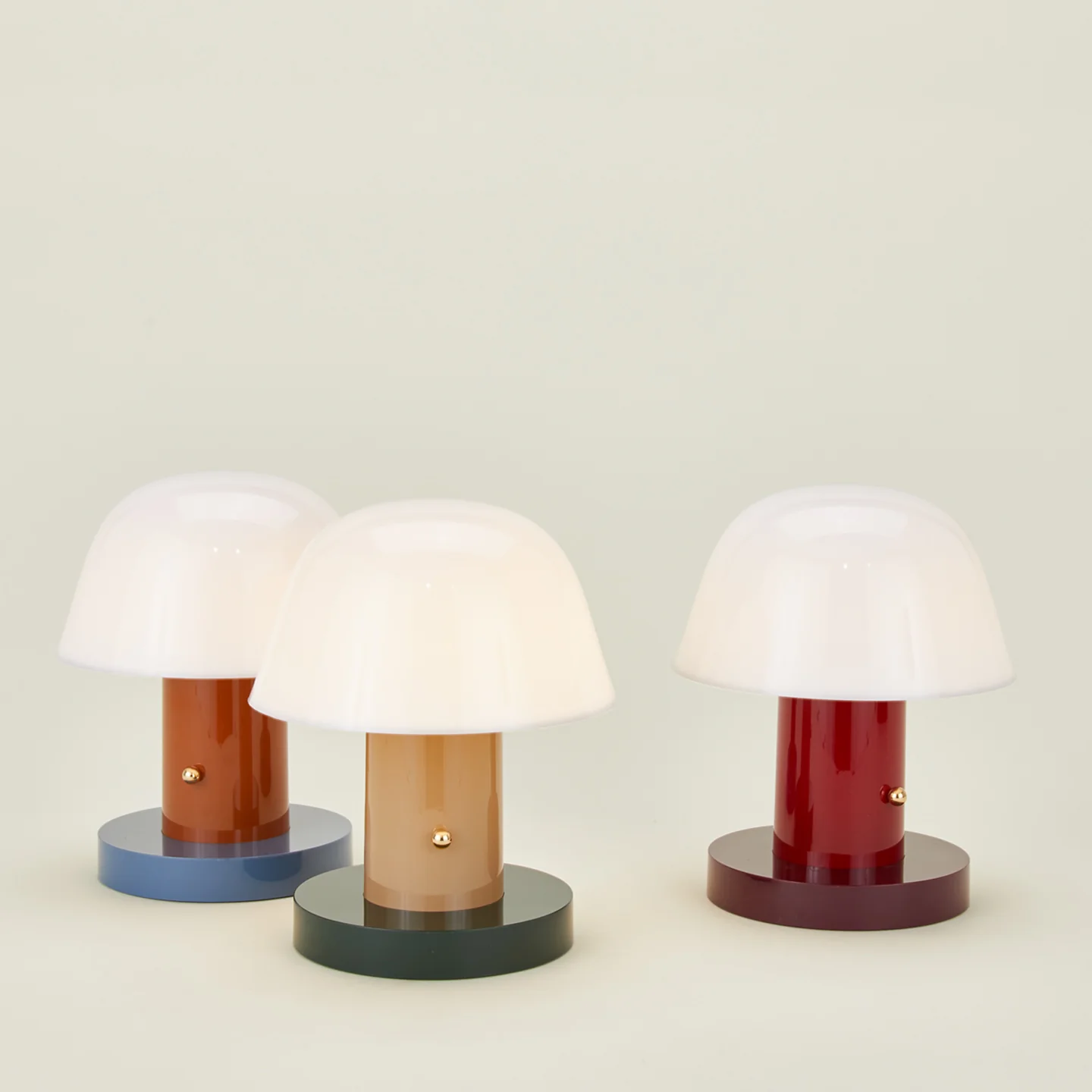 Setago Rechargeable Lamp - Red - Image 8