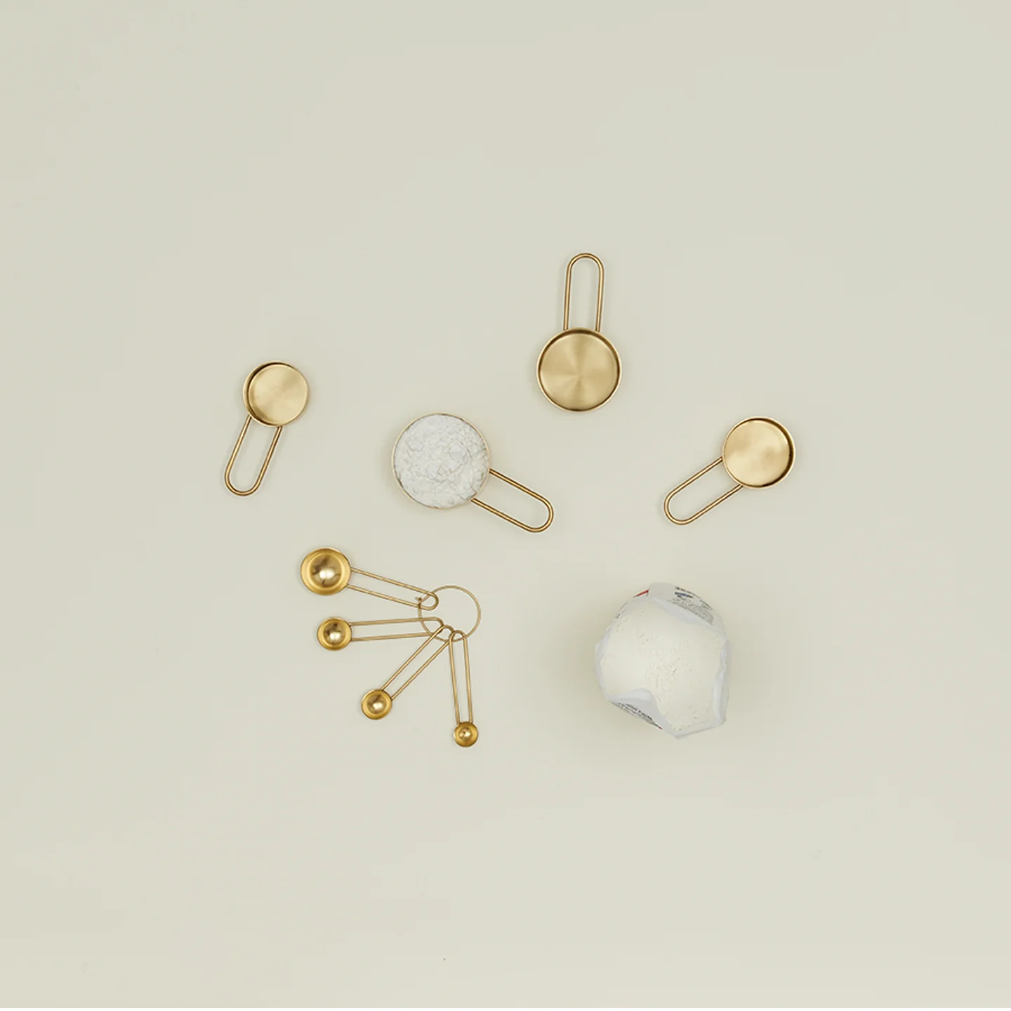 Simple Measuring Cups - Gold - Image 4