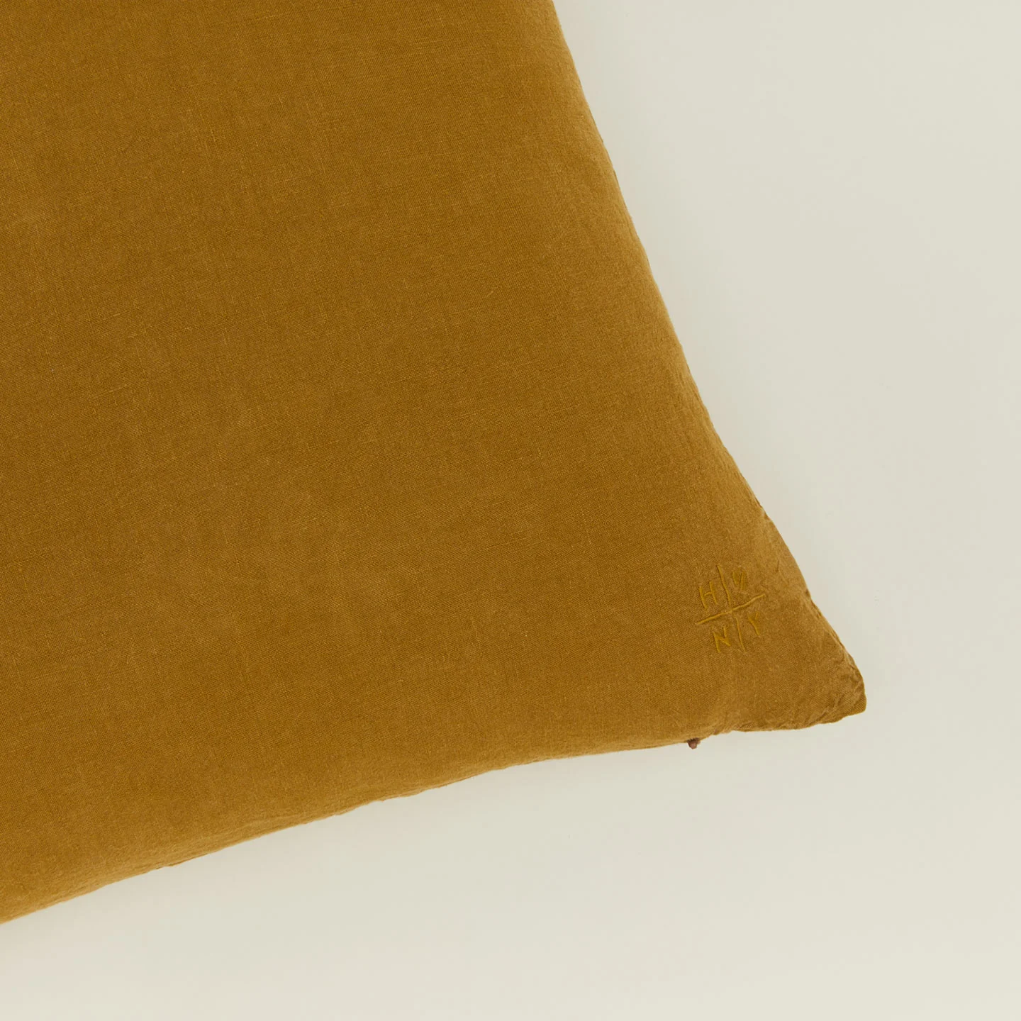 Simple Linen 22x22 Pillow - Bronze - Image 3