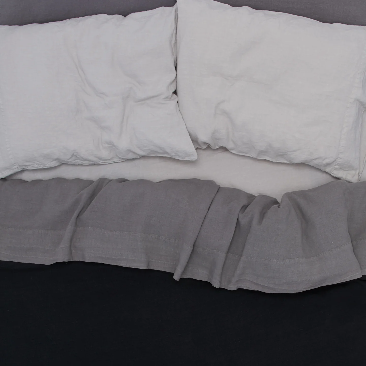 Simple Linen Fitted Sheet - Light Grey - Image 5
