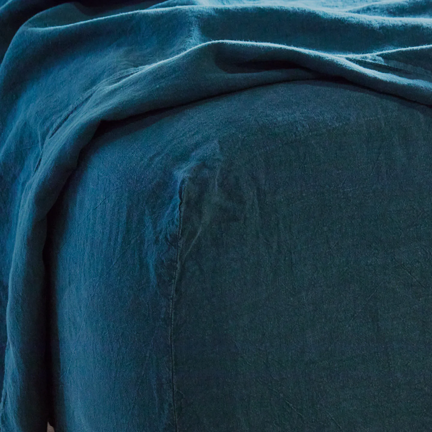Simple Linen Flat Sheet - Peacock - Image 5