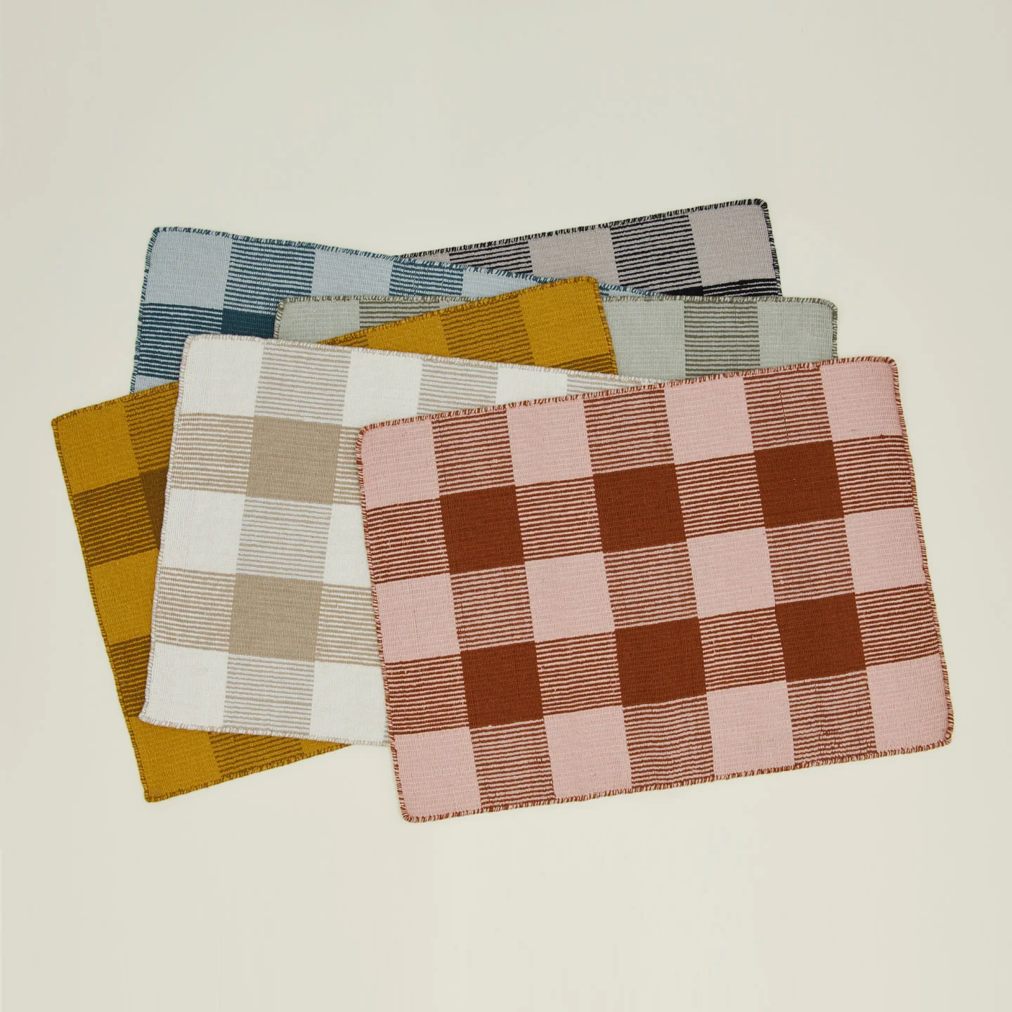 Simple Plaid Rug - Blush/Terracotta - Image 3