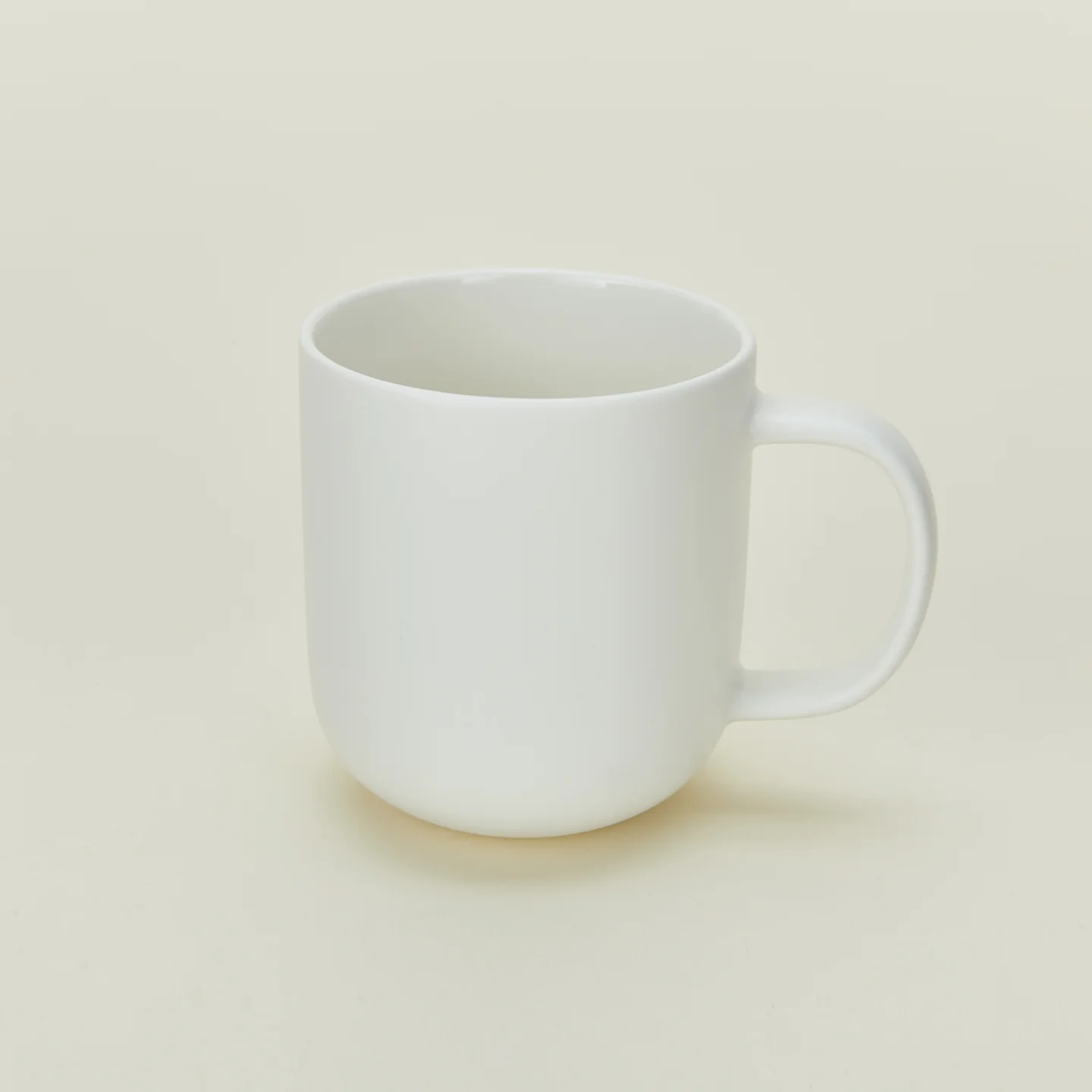 Simple Porcelain Mug, Set of 4 - Image 4