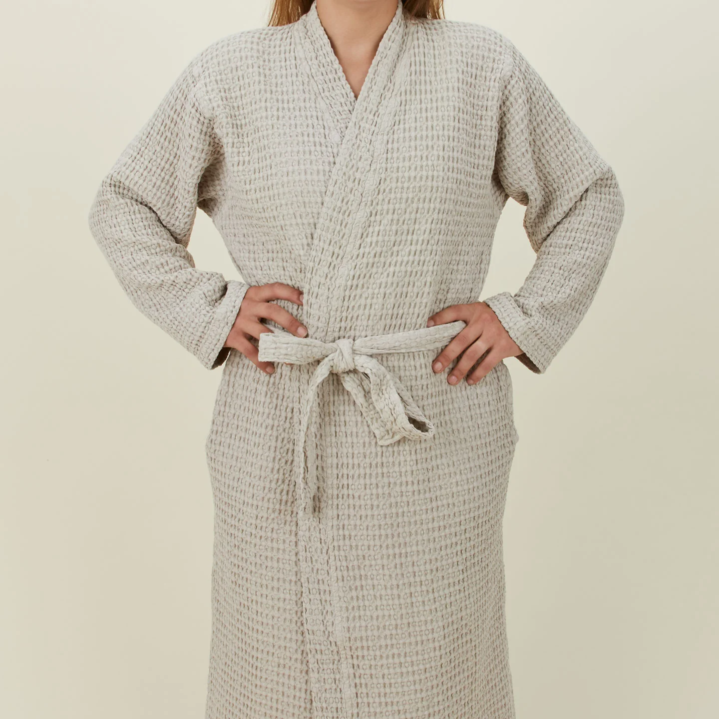 Simple Waffle Bathrobe - Light Grey - Image 5