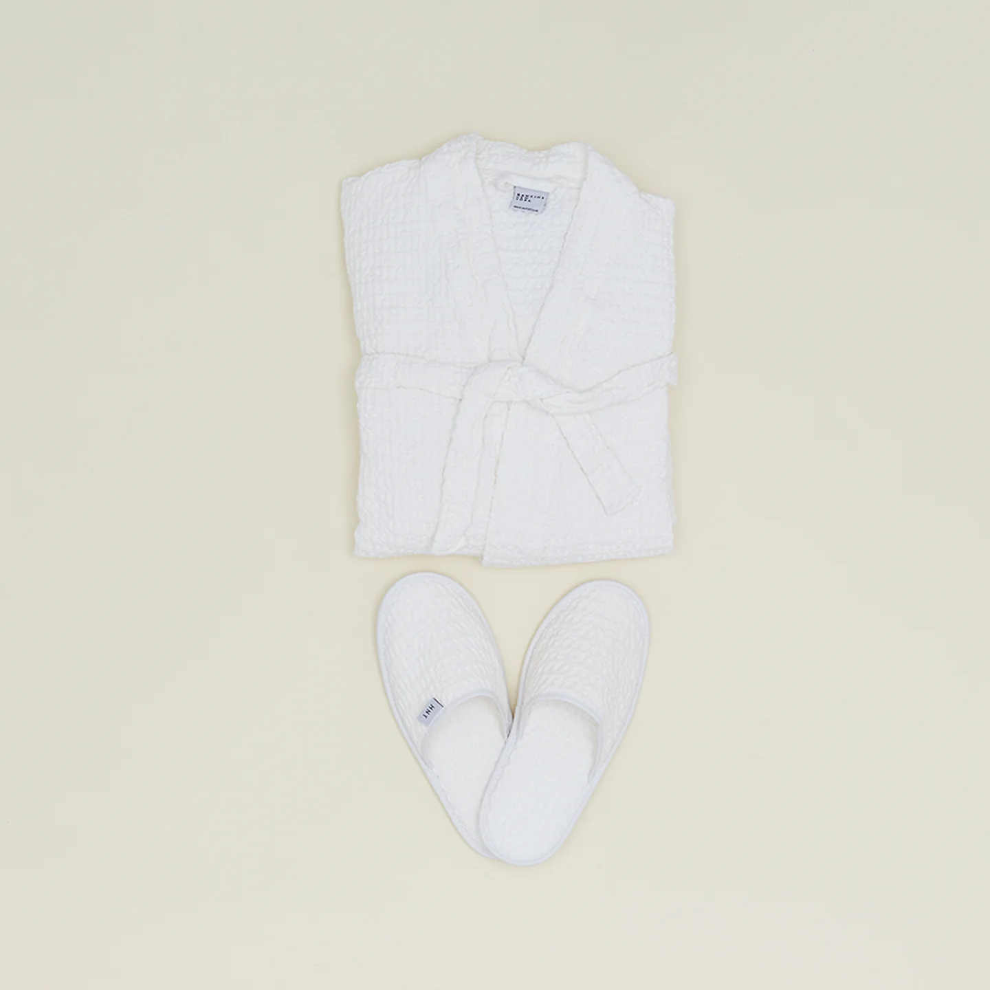 Simple Waffle Bathrobe - White - Image 4