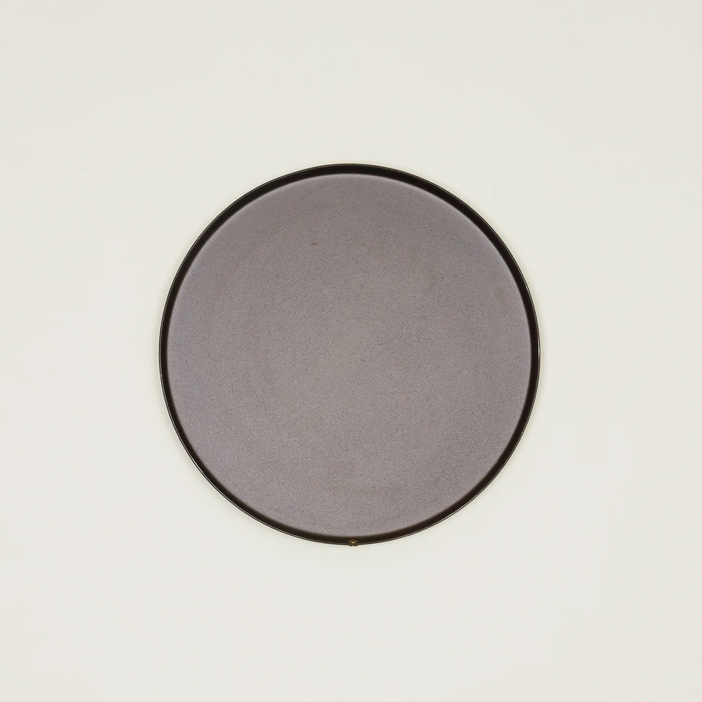 Spun Iron Round Baking Tray - Image 3